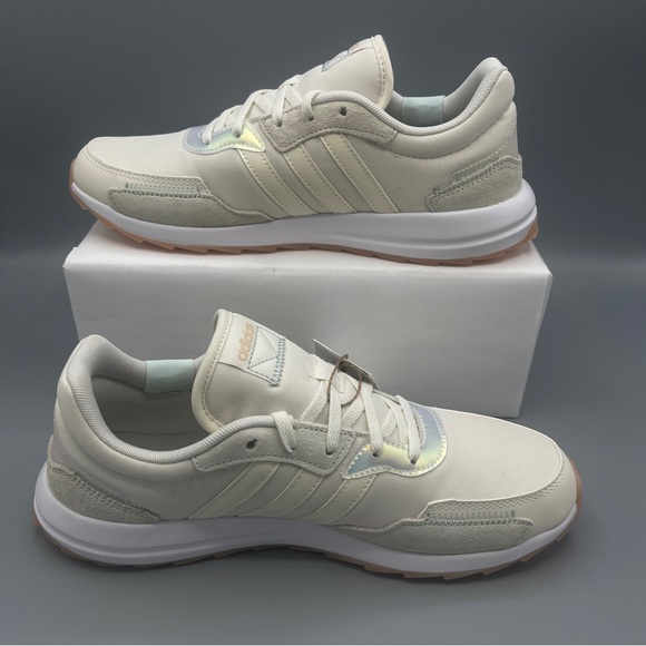 Adidas Women's Retrorun Running Shoe, ChalkWhite/Chalk White/Halo Mint, Size 9 - Picture 11 of 16